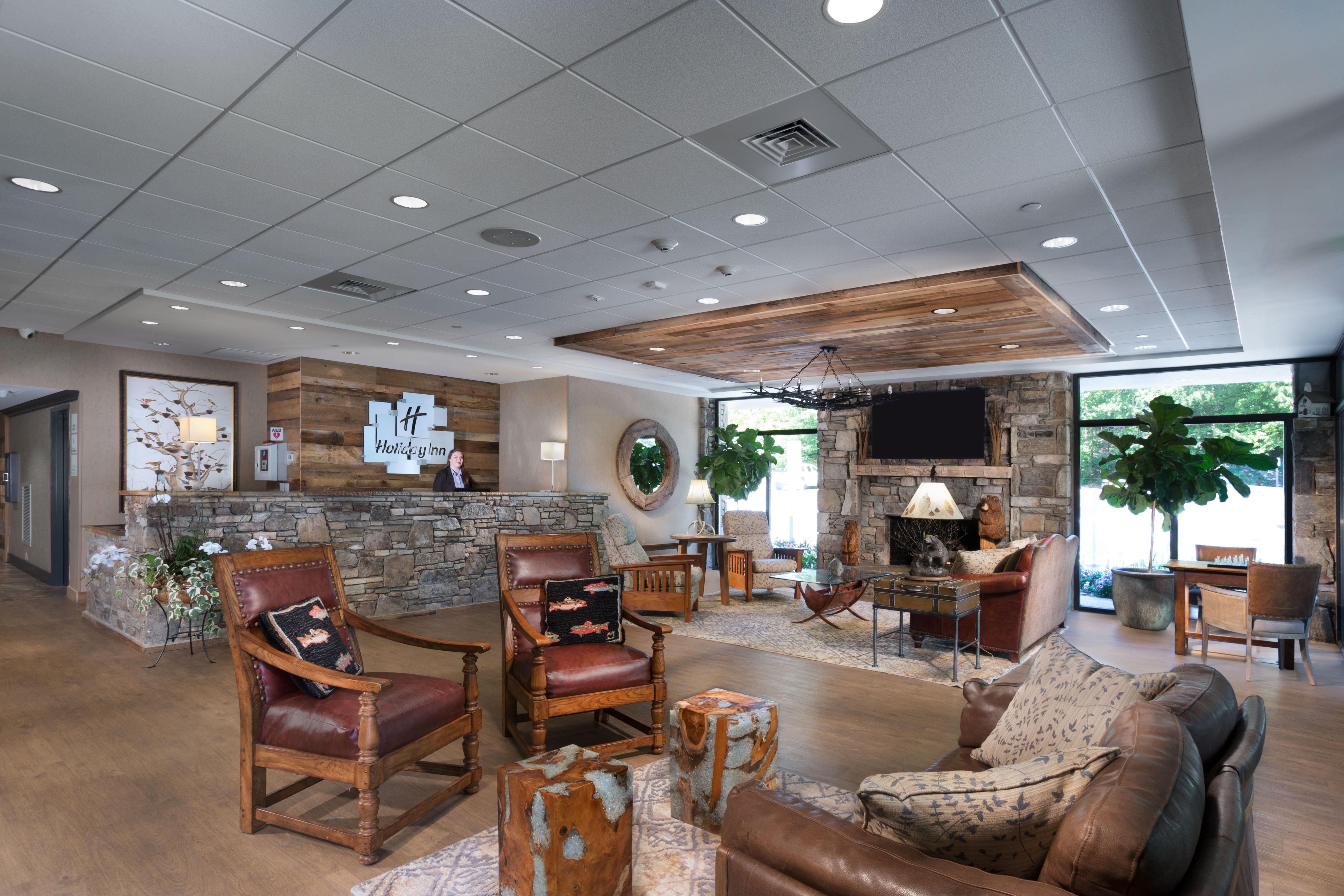 Holiday Inn Asheville East-Blue Ridge Pkwy By Ihg Εξωτερικό φωτογραφία
