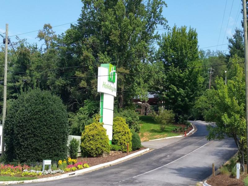 Holiday Inn Asheville East-Blue Ridge Pkwy By Ihg Εξωτερικό φωτογραφία